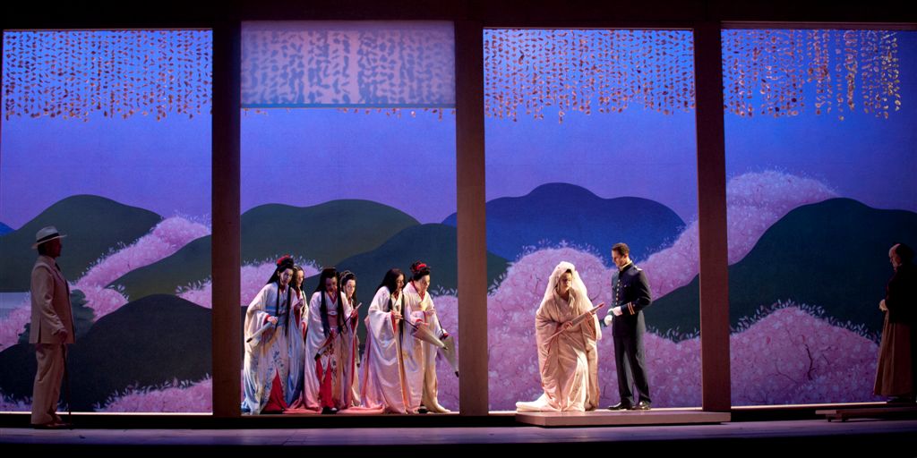 MADAMA BUTTERFLY     